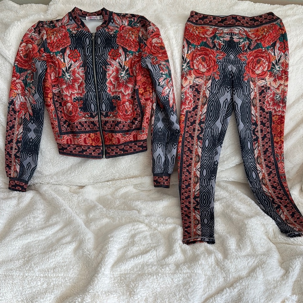 Rock This Bold Boho Floral Set by Ms. Bling